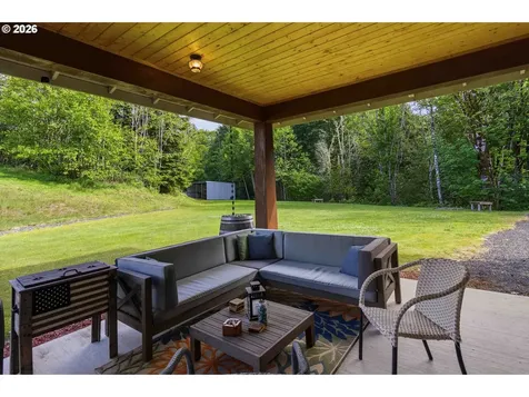 30 Forest Heights Cathlamet WA 98612