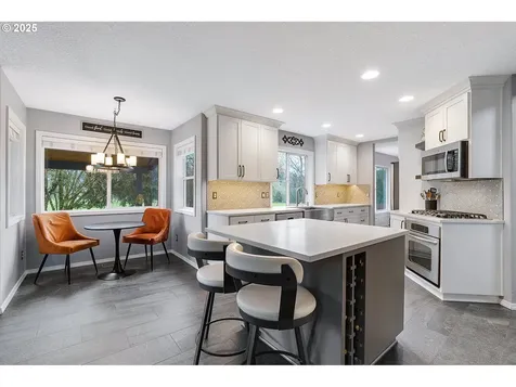 9760 SE Parkwood Way Happy Valley OR 97086