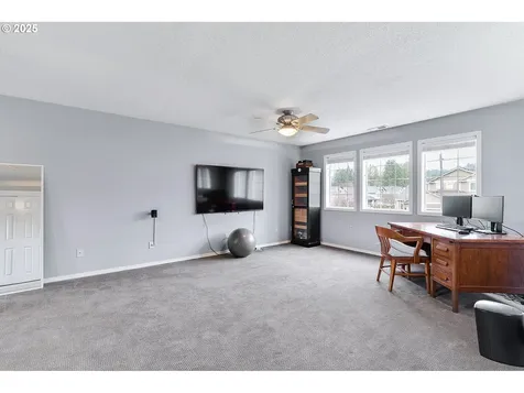 9760 SE Parkwood Way Happy Valley OR 97086