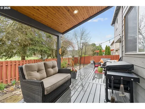 9760 SE Parkwood Way Happy Valley OR 97086