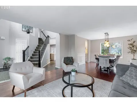 9760 SE Parkwood Way Happy Valley OR 97086