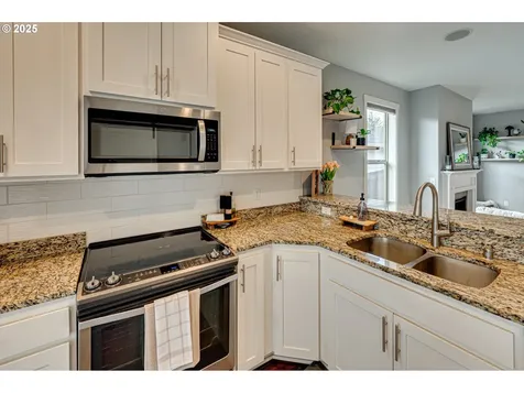 223 Stepping Stone Street Kalama WA 98625