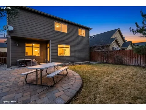 1132 NE Steins Pillar Drive Prineville OR 97754