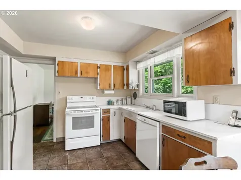 7225 SW 83rd Avenue Portland OR 97223