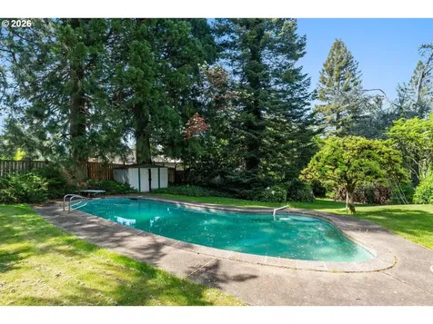 7225 SW 83rd Avenue Portland OR 97223