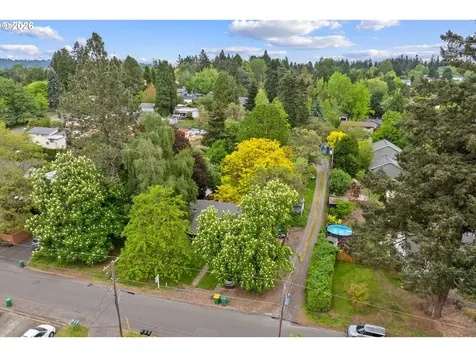7640 SW 67th Avenue Portland OR 97223