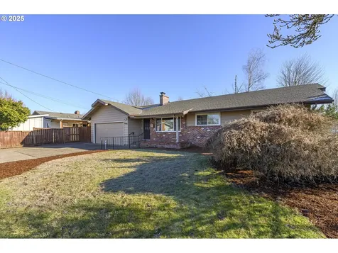 1736 NE Hembree Street Mcminnville OR 97128