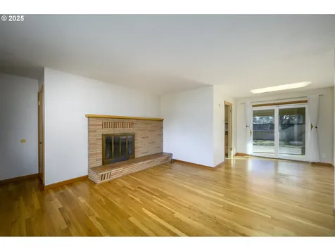 1736 NE Hembree Street Mcminnville OR 97128