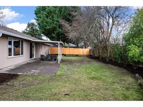 1916 NE 13th Avenue Hillsboro OR 97124