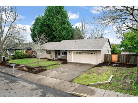 1916 NE 13th Avenue Hillsboro OR 97124