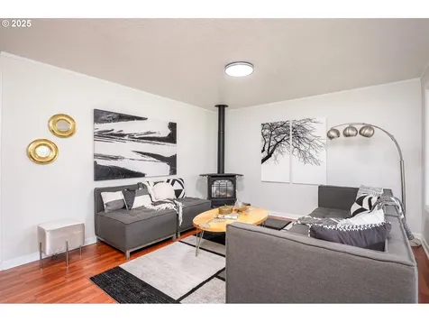 1916 NE 13th Avenue Hillsboro OR 97124