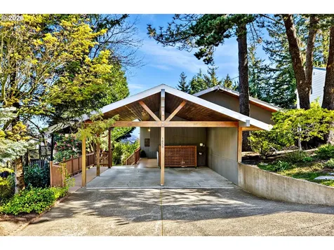 1658 Fircrest Drive Lake Oswego OR 97034