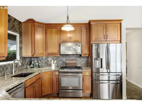 1658 Fircrest Drive Lake Oswego OR 97034