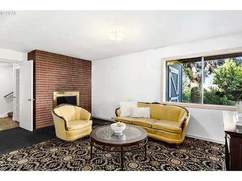 1658 Fircrest Drive Lake Oswego OR 97034