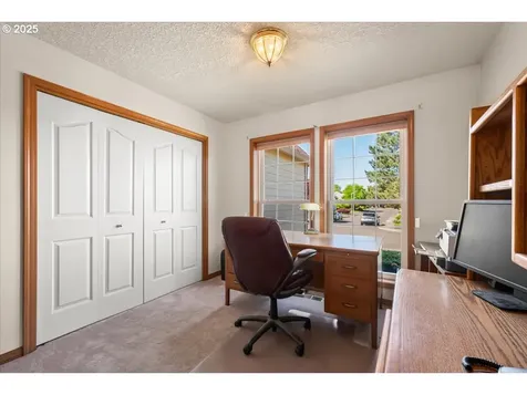 601 NW 110th Way Vancouver WA 98685
