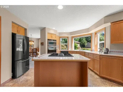 601 NW 110th Way Vancouver WA 98685