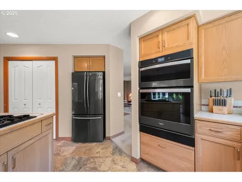601 NW 110th Way Vancouver WA 98685