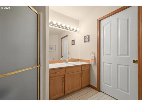 601 NW 110th Way Vancouver WA 98685