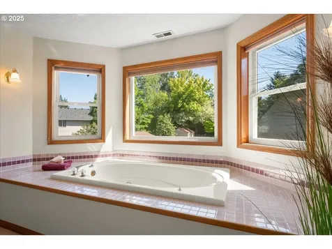 601 NW 110th Way Vancouver WA 98685