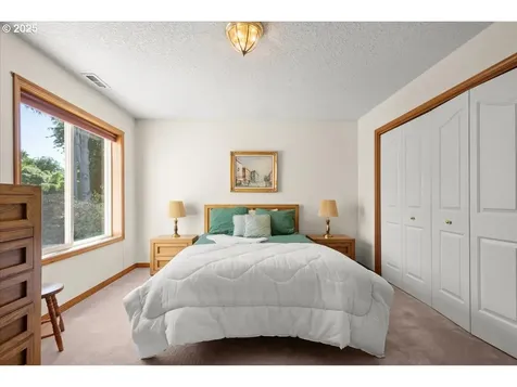 601 NW 110th Way Vancouver WA 98685