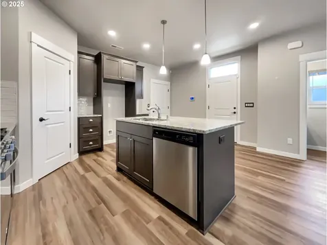 7127 S Ridge Way Ridgefield WA 98642