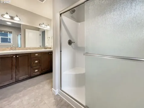 7127 S Ridge Way Ridgefield WA 98642