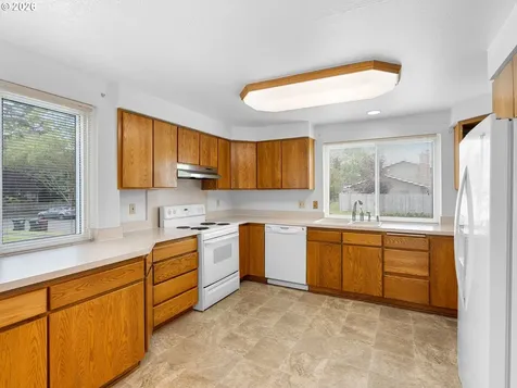 17920 NW Tillamook Drive Portland OR 97229