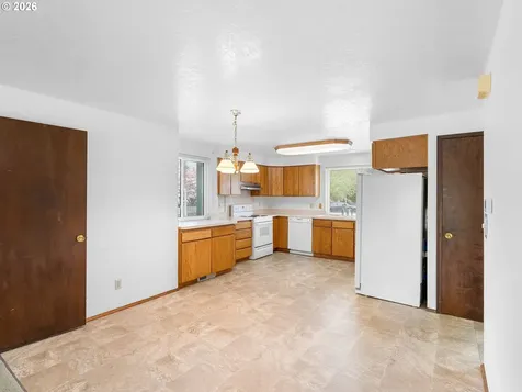 17920 NW Tillamook Drive Portland OR 97229