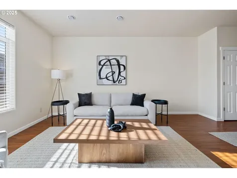 14165 Russ Wilcox Way Oregon City OR 97045
