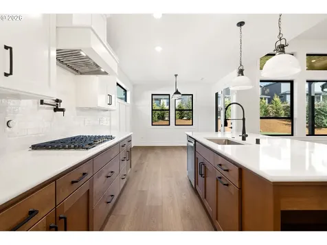 806 NW 173rd Circle Ridgefield WA 98642