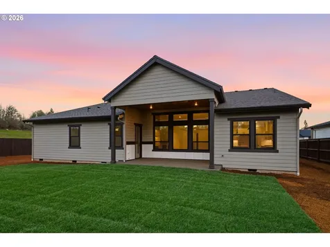 806 NW 173rd Circle Ridgefield WA 98642