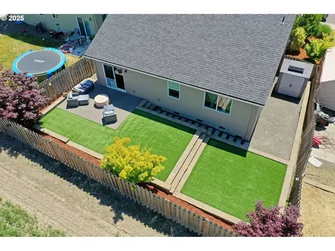1058 E 16th Street Lafayette OR 97127