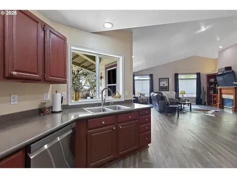 1164 NE 14th Place Canby OR 97013