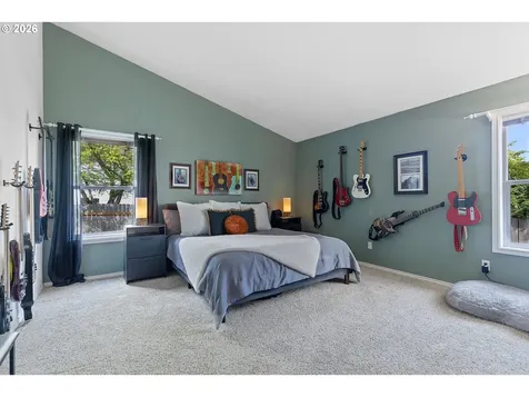 1164 NE 14th Place Canby OR 97013