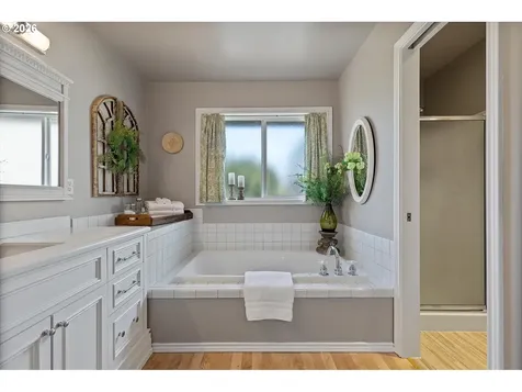 1164 NE 14th Place Canby OR 97013
