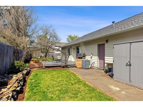 1164 NE 14th Place Canby OR 97013