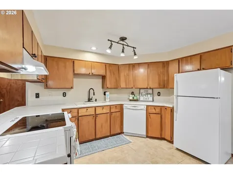 17709 SW Janell Court Beaverton OR 97003