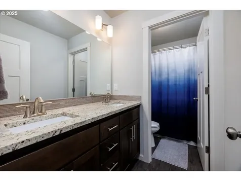 15556 SE Flavel Street Portland OR 97236