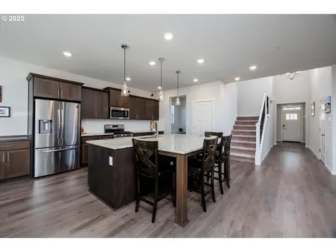 15556 SE Flavel Street Portland OR 97236