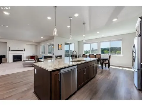 15556 SE Flavel Street Portland OR 97236