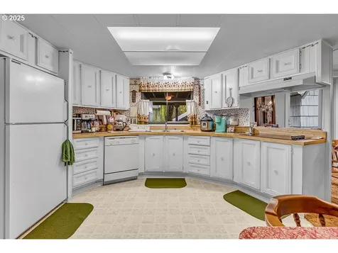 16567 NW Dairy Creek Road North Plains OR 97133