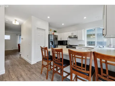 1612 Bonnie Lane Forest Grove OR 97116