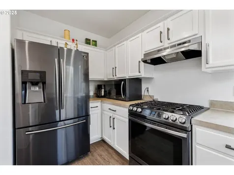 1612 Bonnie Lane Forest Grove OR 97116