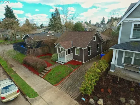 2712 N Farragut Street Portland OR 97217