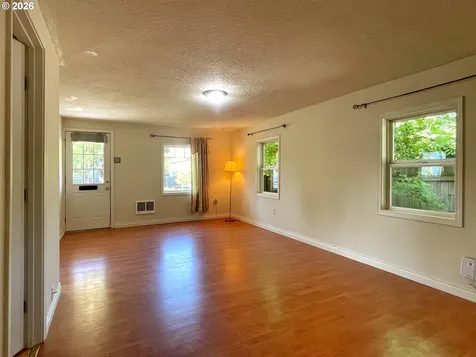2712 N Farragut Street Portland OR 97217