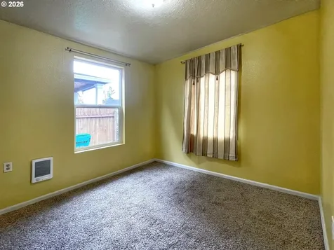 2712 N Farragut Street Portland OR 97217