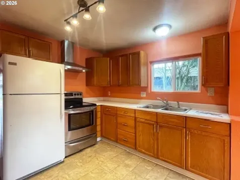 2712 N Farragut Street Portland OR 97217