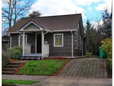 2712 N Farragut Street Portland OR 97217
