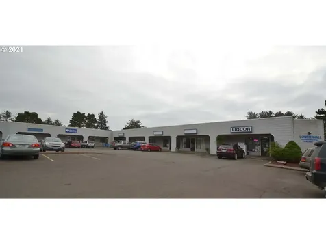 531 N Highway 101 Depoe Bay OR 97341