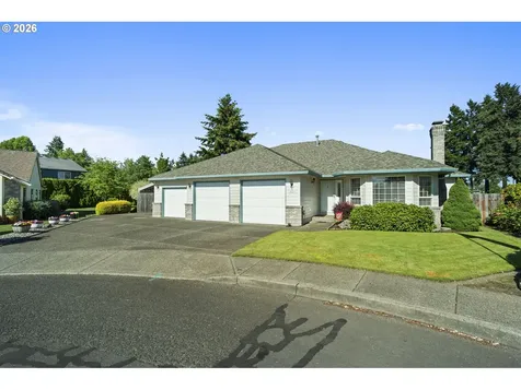 1820 N Laurelwood Loop Canby OR 97013